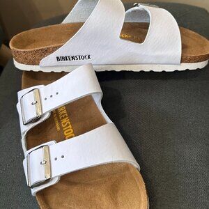 Birkenstock Arizona Sandals – White
